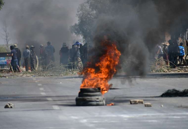 Transcurren nueve días de bloqueos de las principales carreteras del país /Foto: Los Tiempos