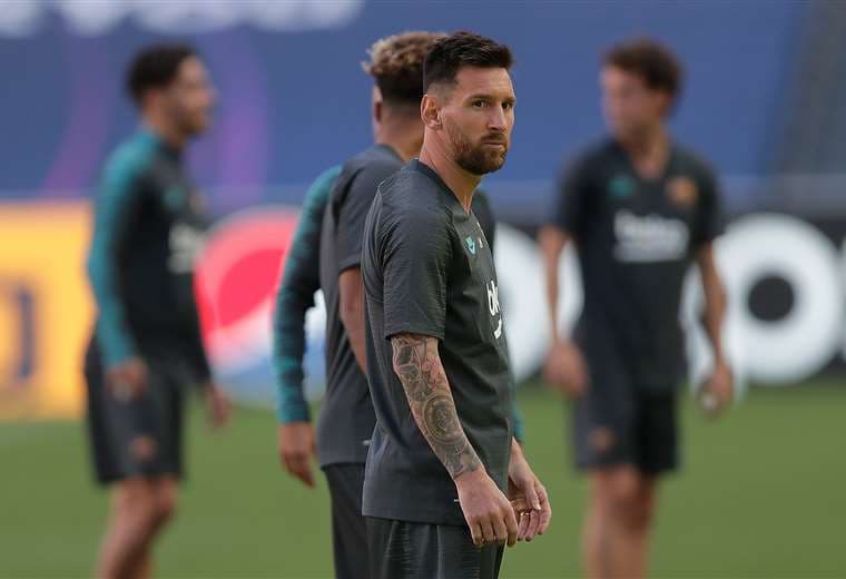 Messi es la esperanza de triunfo para los hinchas del Barcelona, que este viernes enfrentará al Bayer Múnich por la Champions. Foto: AFP