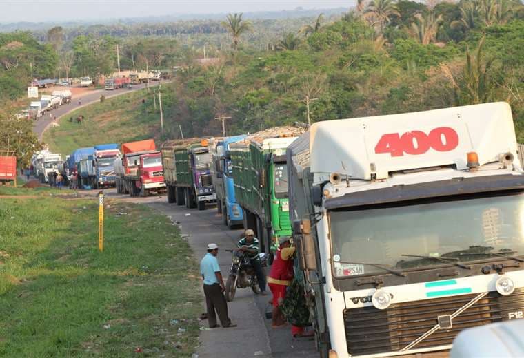 Los productores y el transporte pesado sufrieron los efectos de los bloqueos /Foto: Hernán Virgo  