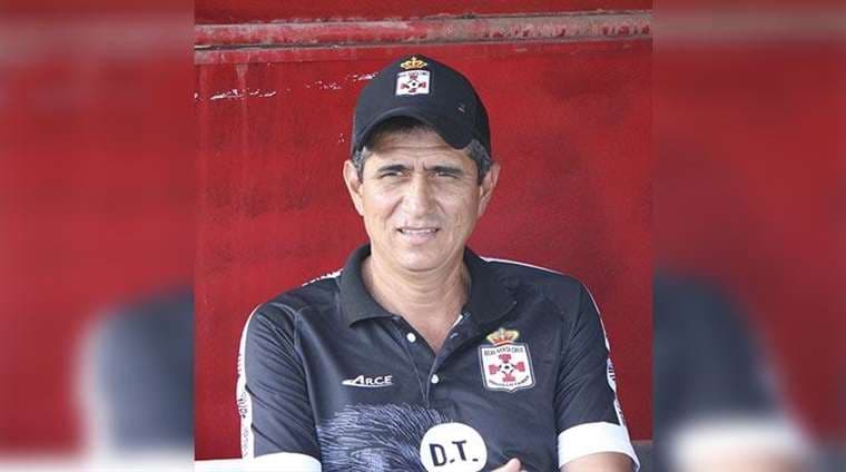 José Peña, entrenador de Real Santa Cruz. Foto: internet