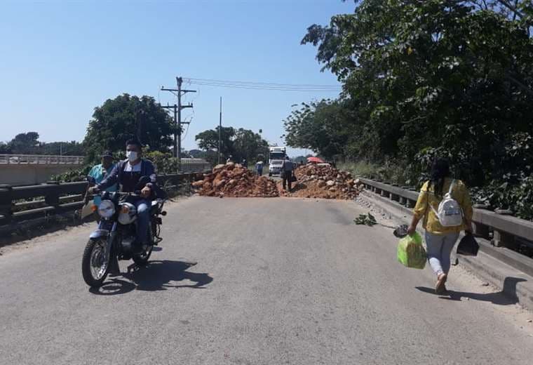 En Yapacaní los masistas han instalado un punto de bloqueo. (Foto: Soledad Prado)