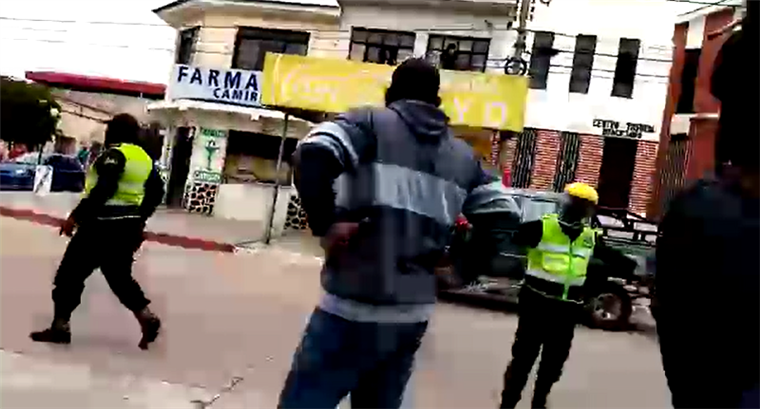 Policías de Camiri dispersaron a los protagonistas de los enfrentamientos 