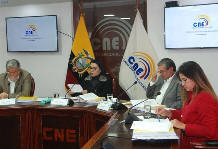 Miembros del Consejo Nacional Electoral de Ecuador. Foto Internet