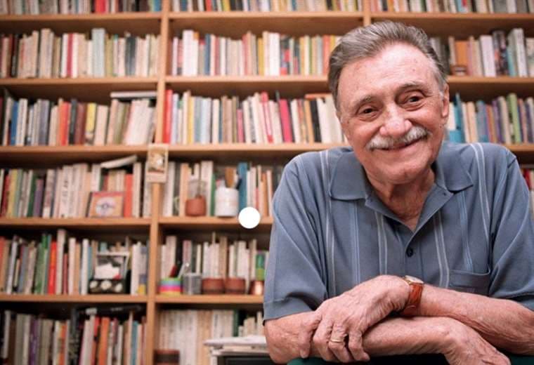Hoy se recuerda el centenario del nacimiento del escritor Mario Benmedetti