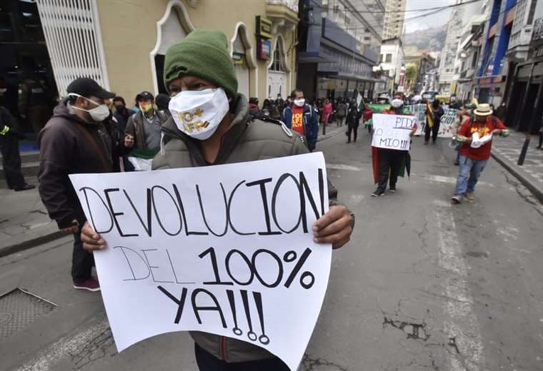 Aportantes a las AFP protagonizaron nueva marcha en La Paz.  Foto: Daniel Miranda APG