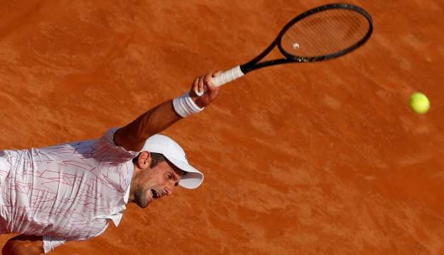 Djokovic en acción en Roma. Foto Internet