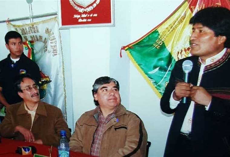 Morales y a su lado Cortez (Pdte. de la ATF), en 2008, cuando se hizo entrega del 