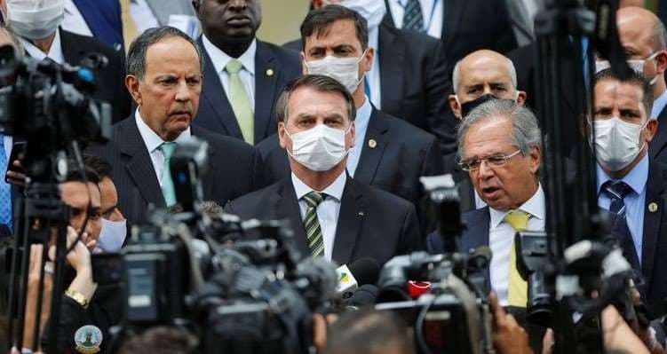Conferencia de prensa del gobierno brasileño. Foto Internet