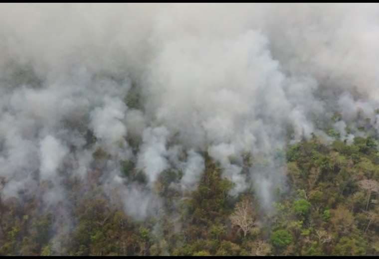 Las autoridades tienen la logística lista para hacer frente a las llamas. Foto: Ipa Ibañez
