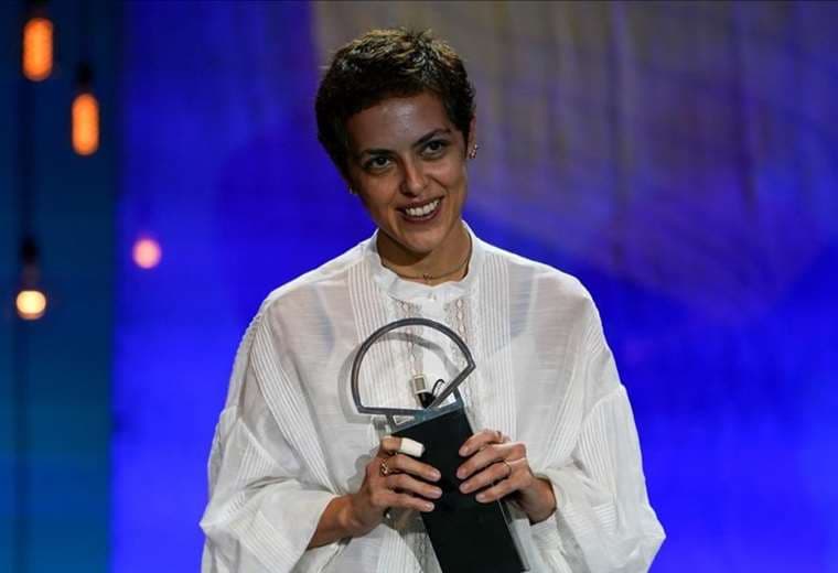 Dea Kulumbegashvili es la tercera mujer en llevarse la Concha de Oro