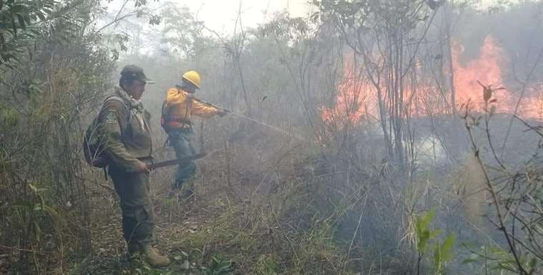 En Postrervalle el fuego afecta a áreas protegidas. Foto referencial: redes sociales