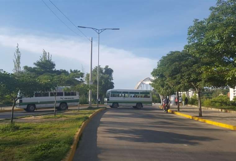 Bloqueo de transportistas en Tarija