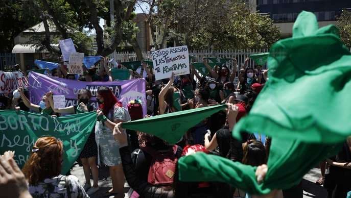  Chile inicia debate para despenalizar el aborto