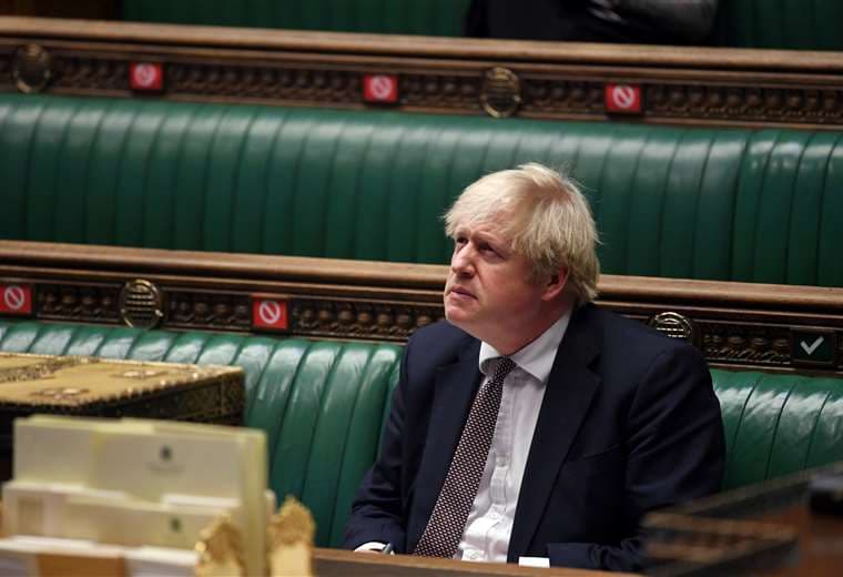 Boris Johnson pidió acatar el confinamiento. Foto AFP 