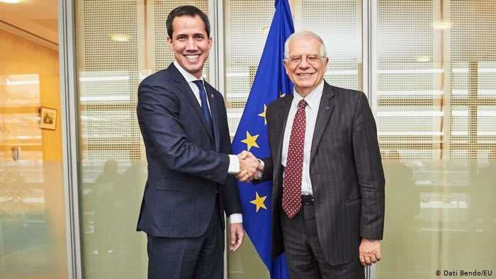 Parlamento Europeo pide a la UE reconocer a Guaidó como presidente interino de Venezuela 