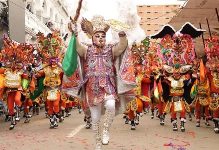Las principales agrupaciones de Diablada de Oruro bailan esta tarde 