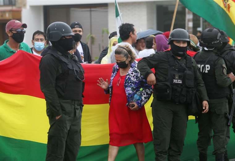 La Policía intervino en varios puntos de bloqueos/Foto Ipa  Ibañez