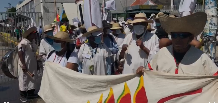 Indígenas marchan a la Brigada Parlamentaria Cruceña para presentar su agenda 