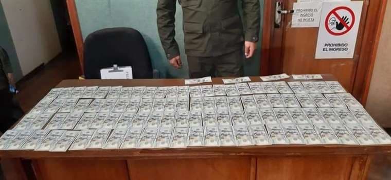 El dinero encontrado I Policía Boliviana.