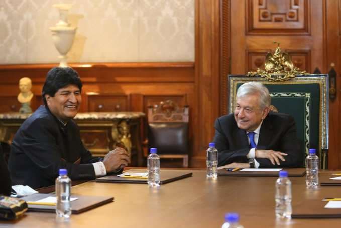 Morales junto a López Obrador I Twitter.