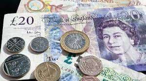 Reino Unido establece nuevo un nuevo mínimo para el salario básico. INTERNET