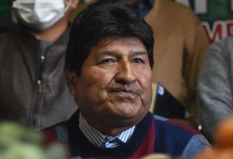 Comisión legislativa del Perú declara persona no grata a Evo Morales