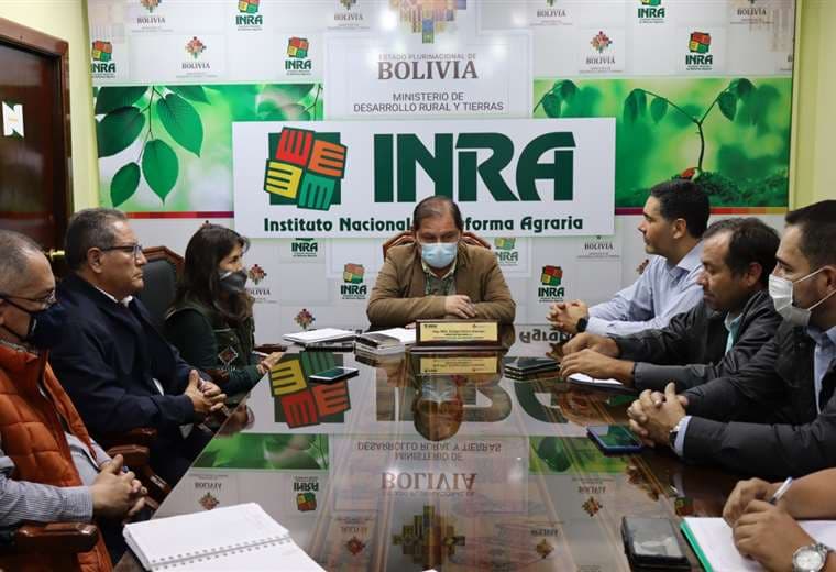 Los agricultores se reunieron con el INRA/Foto: INRA