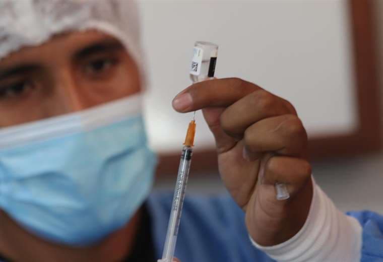 Hasta hoy se inmunizó a 6.931.689 personas entre la primera, segunda y dosis única