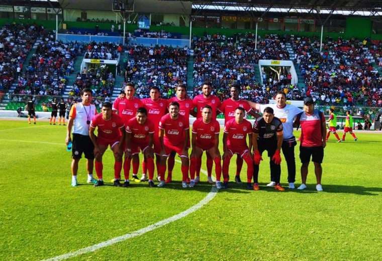 FC Universitario de Cochabamba jugará el domingo en Cobija. Foto. ACF