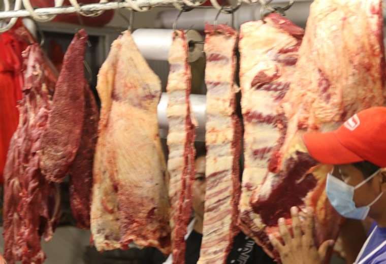 Carniceros determinan subir precio de la carne de res en todo el país