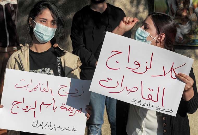 Mujeres protestaron contra este "matrimonio" (Foto: AFP)