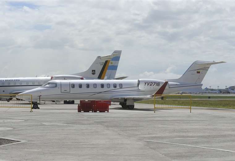 El avión de PDVSA en el que llegó Evo Morales a Buenos Aires. Foto: Fernando de la Orden