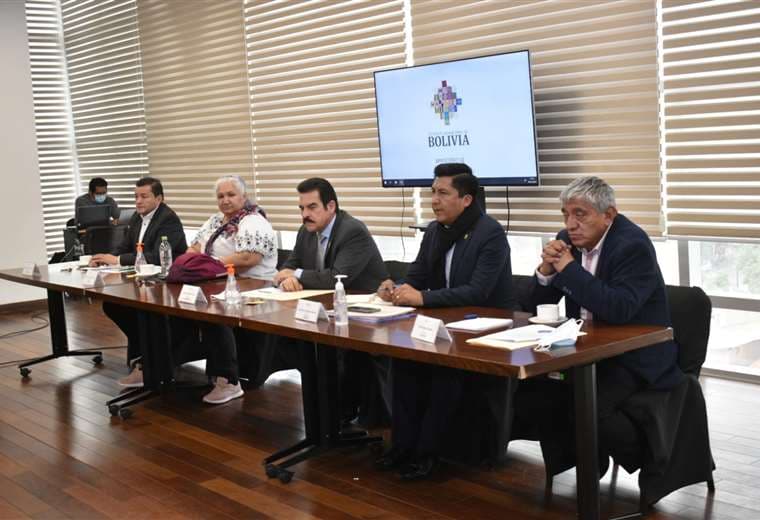 De la reunión participan diferentes autoridades del país. Foto: APG Noticias