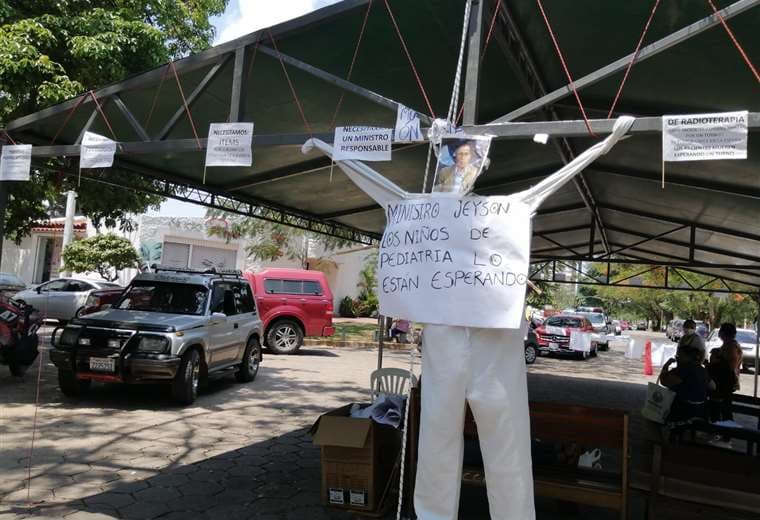 Foto: Protesta de pacientes del Oncológico