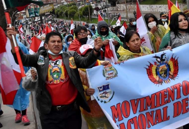 La marcha de los cívicos en Potosí 