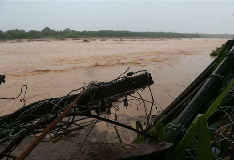 Lluvia y rebalse de ríos causan estragos. Foto: J. Ibáñez