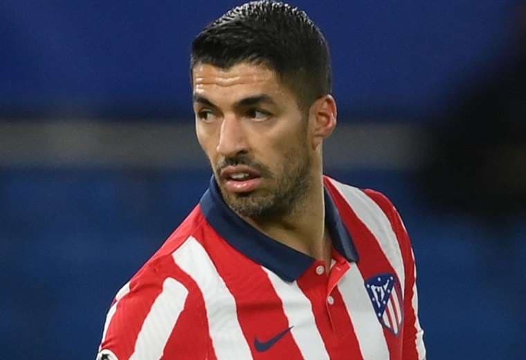Luis Suárez puede marcharse del Atlético a mediados de 2022. Foto: Internet