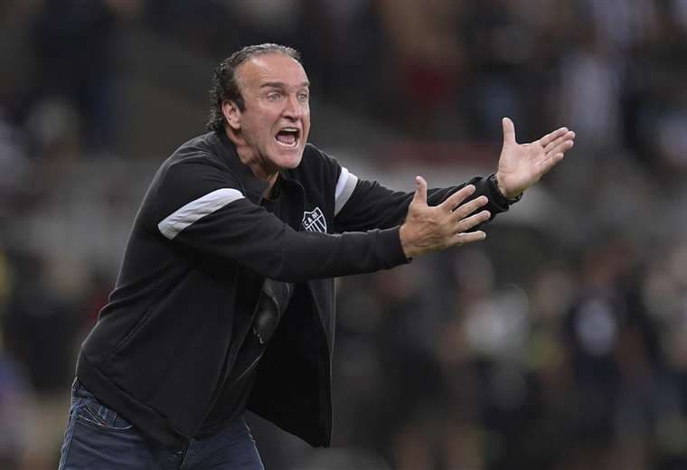 Alexi Stival "Cuca" dejó su cargo como director técnico del Atlético Mineiro. Foto:AFP