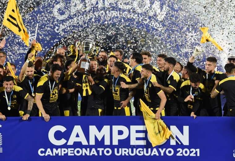 La celebración de los jugadores de Peñarol. Foto: AFP