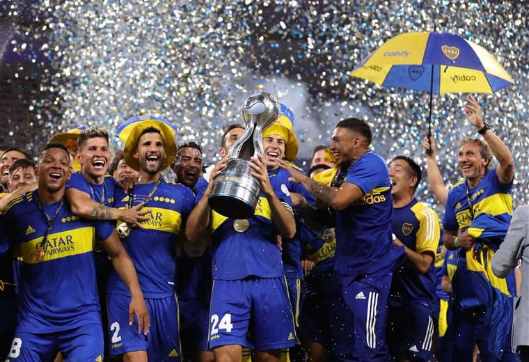 La celebración del plantel de Boca, campeón de la Copa Argentina. Foto: AFP