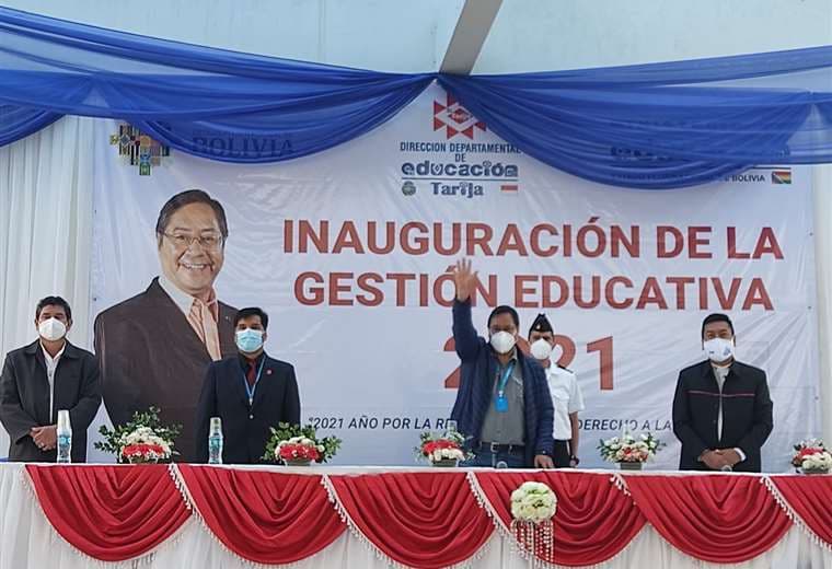 La inauguración de la gestión escolar I Educación.