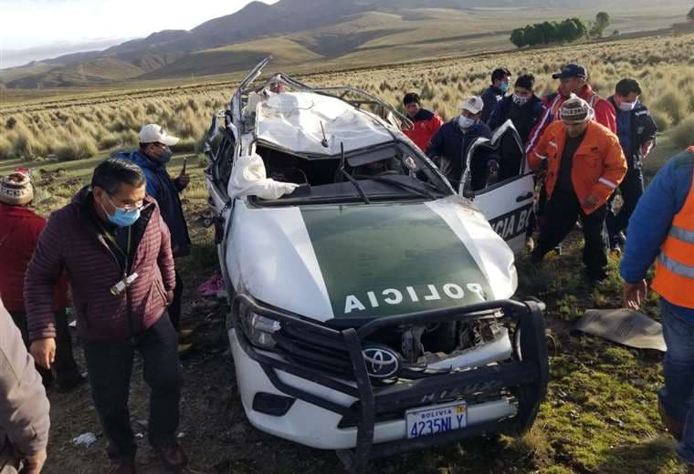 Vehículo policial implicado en el accidente/Foto: Policía de Oruro