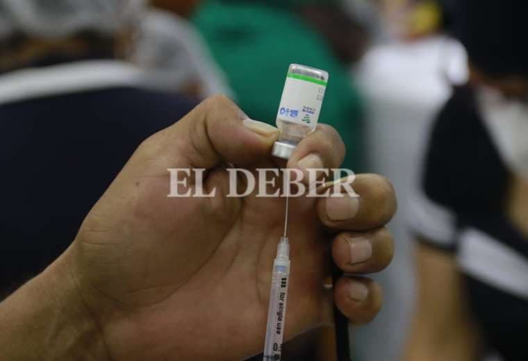 Vacuna anticovid/Foto: Juan Carlos Torrejón