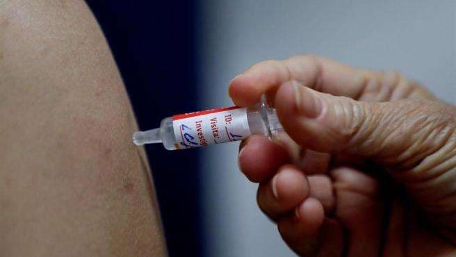 La vacunación con las dosis de Sinopharm comenzó la semana pasada