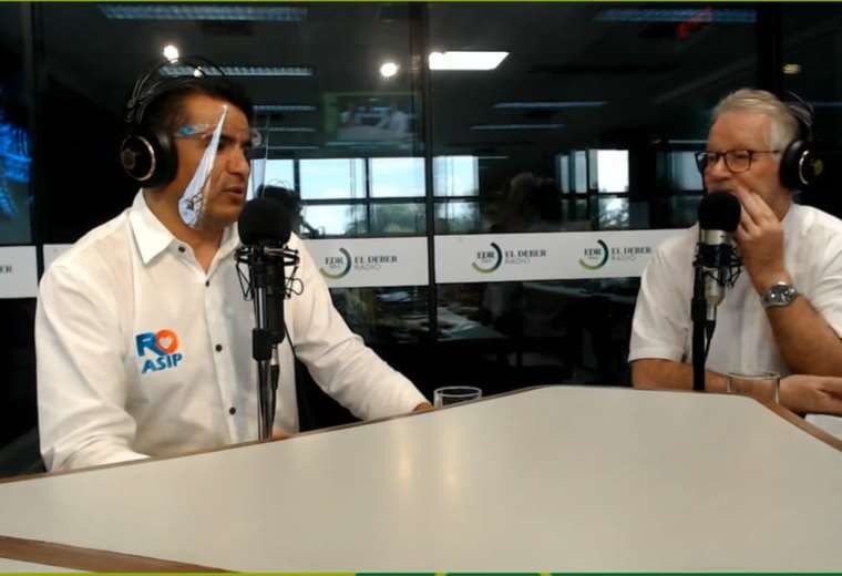 Roberto Fernández en diálogo con Pedro Rivero Jordán en EL DEBER Radio