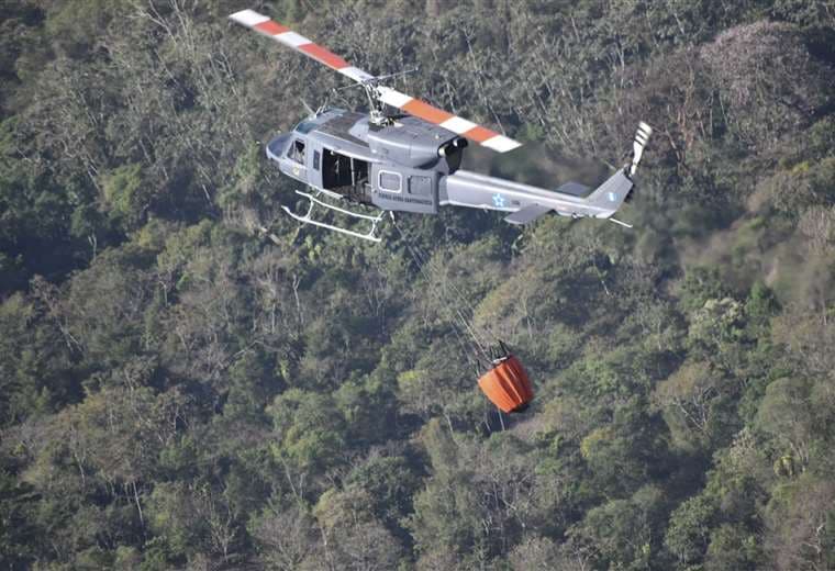Helicópteros se suman a las tareas en Guatemala. Foto AFP 