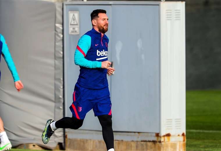 Messi durante el entrenamiento. Foto: @FCBarcelona_es