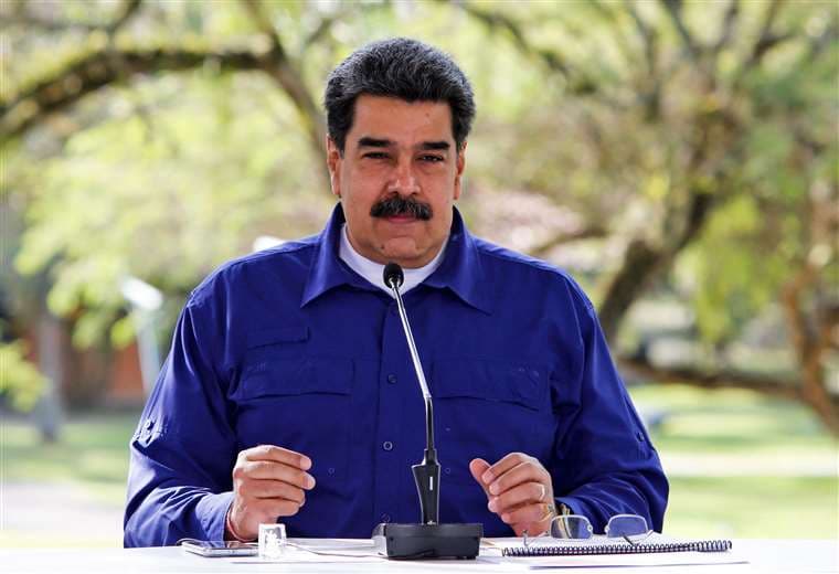 Maduro se rinde y abre la puerta a privatizar el sector petrolero tras 45 años de monopolio de Pdvsa