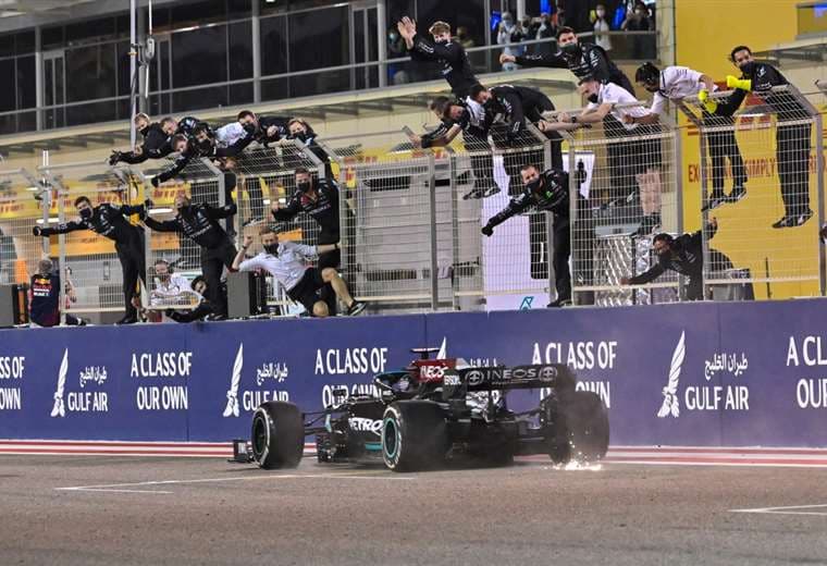 Hamilton hizo una gran carrera en el GP de Bahréin. Foto: AFP