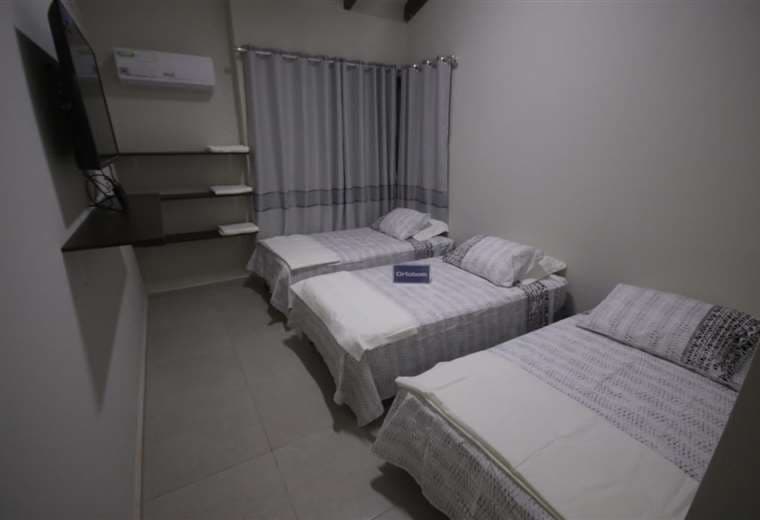 Así son los dormitorios en Oriente Petrolero. Foto: Jorge Gutiérrez